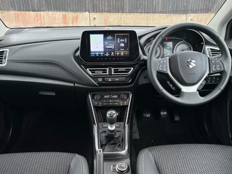 Suzuki S-Cross ULTRA BOOSTERJET ALLGRIP MHEV 10