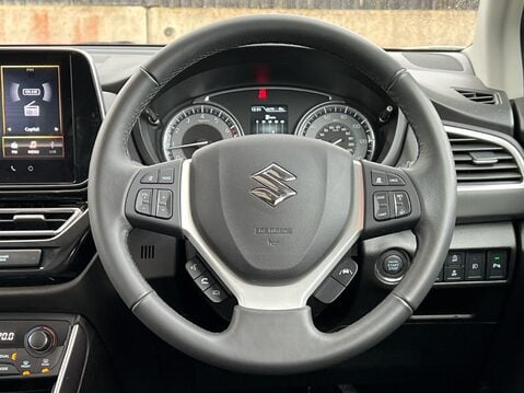 Suzuki S-Cross ULTRA BOOSTERJET ALLGRIP MHEV 35