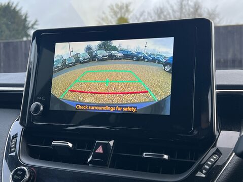 Toyota Corolla ICON TECH 31