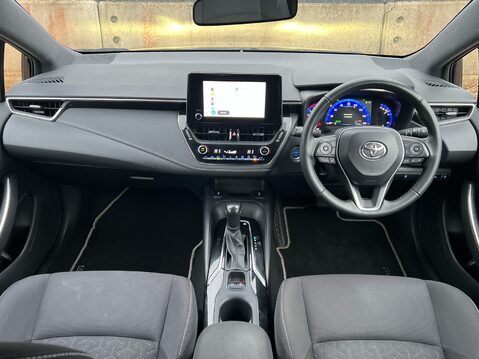 Toyota Corolla ICON TECH 10