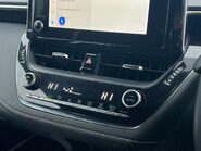 Toyota Corolla ICON TECH 16