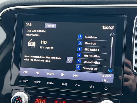 Mitsubishi Outlander EXCEED 21