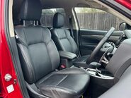 Mitsubishi Outlander EXCEED 18