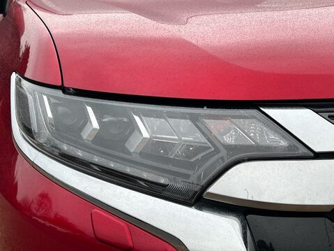 Mitsubishi Outlander EXCEED 14