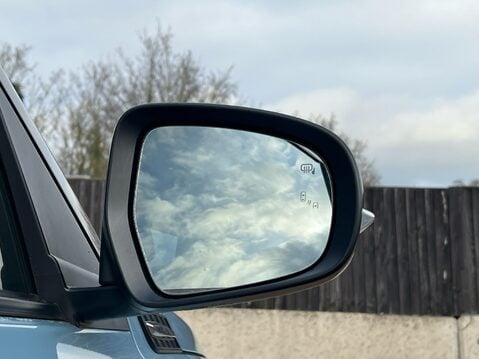 Suzuki Vitara SZ5 ALLGRIP MHEV 37