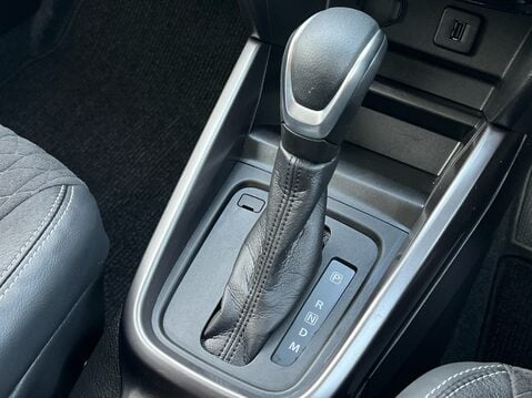 Suzuki Vitara SZ5 ALLGRIP MHEV 26