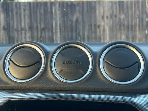 Suzuki Vitara SZ5 ALLGRIP MHEV 14