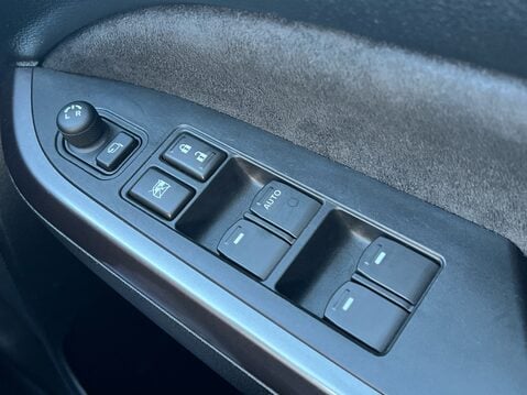 Suzuki Vitara SZ5 ALLGRIP MHEV 23