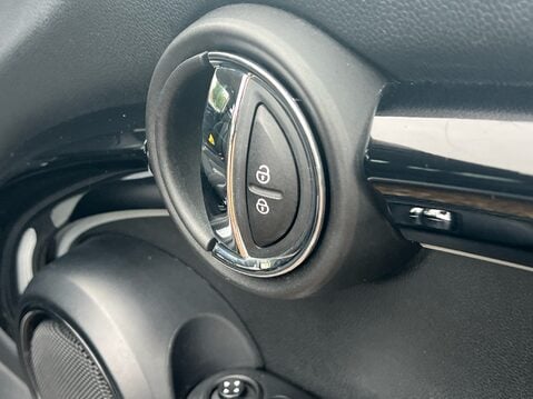 Mini Hatch COOPER S LEVEL 1 26