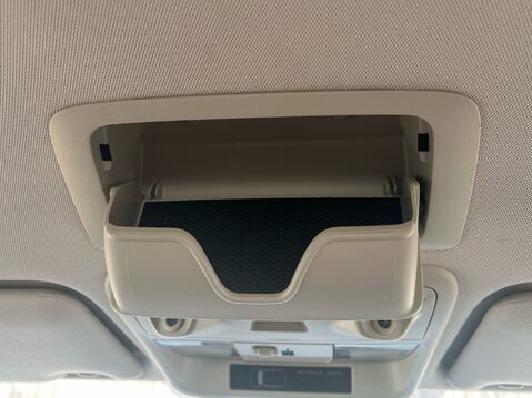 Mitsubishi Outlander EXCEED 31