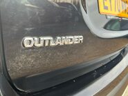 Mitsubishi Outlander EXCEED 33