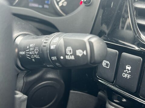 Mitsubishi Outlander EXCEED 27