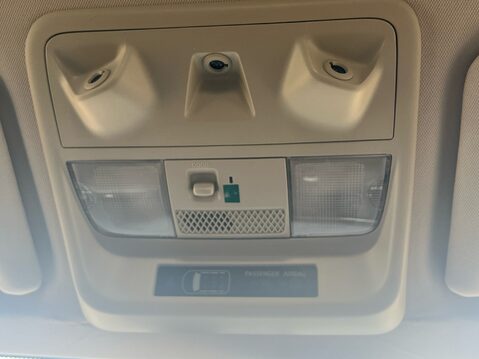 Mitsubishi Outlander EXCEED 30