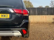 Mitsubishi Outlander EXCEED 32