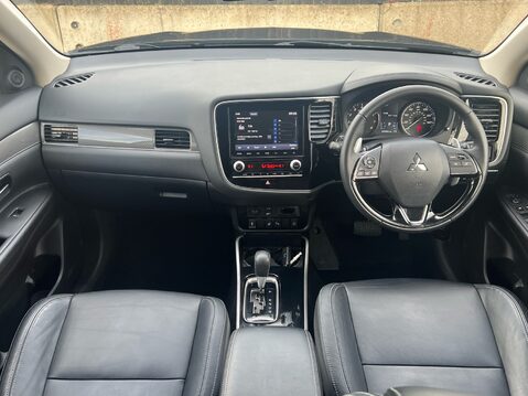 Mitsubishi Outlander EXCEED 10