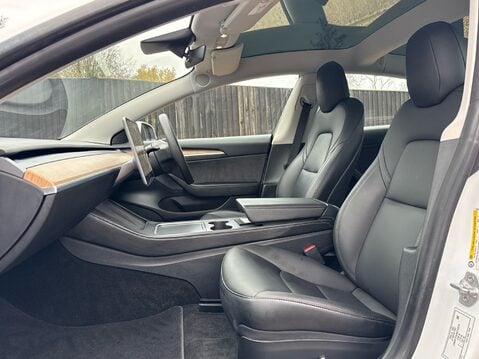 Tesla Model 3 STANDARD RANGE PLUS 3