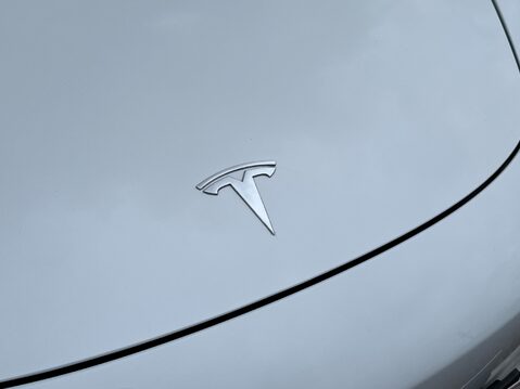 Tesla Model 3 STANDARD RANGE PLUS 15