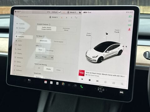 Tesla Model 3 STANDARD RANGE PLUS 35