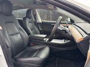 Tesla Model 3 STANDARD RANGE PLUS 19