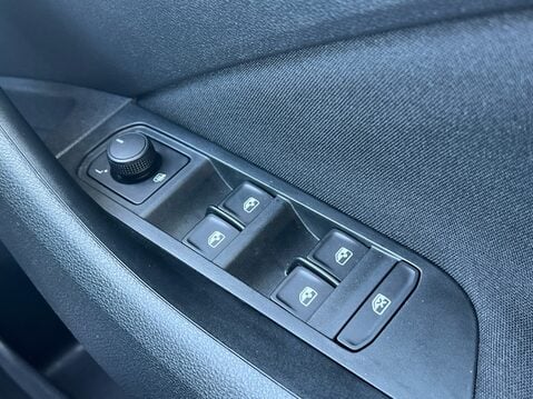 Skoda Kamiq SE DRIVE TSI DSG 27