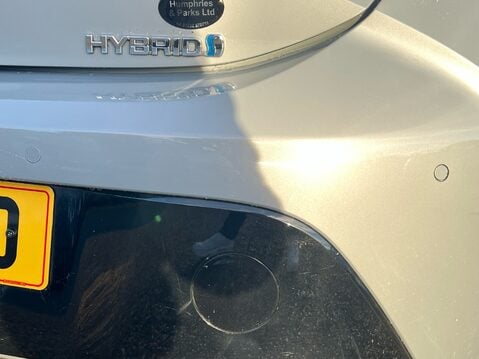 Toyota Corolla ICON TECH 25