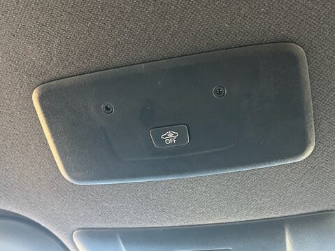 Toyota Corolla ICON TECH 22