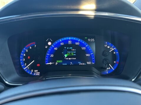 Toyota Corolla ICON TECH 11