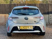 Toyota Corolla ICON TECH 8