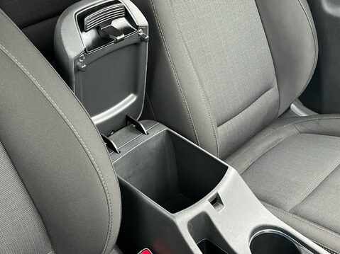 Hyundai KONA GDI PREMIUM 19