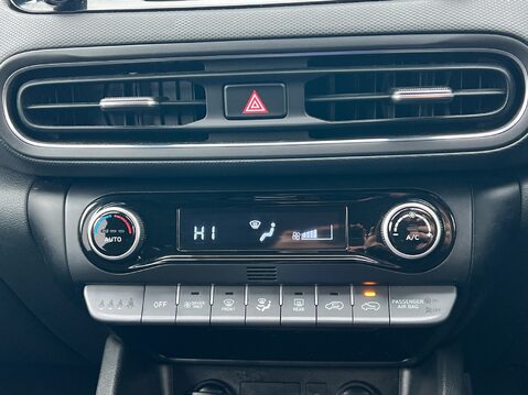 Hyundai KONA GDI PREMIUM 17