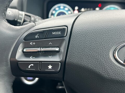 Hyundai KONA GDI PREMIUM 21