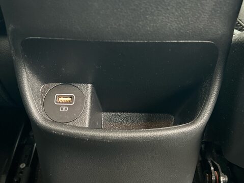 Hyundai KONA GDI PREMIUM 28