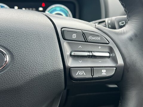 Hyundai KONA GDI PREMIUM 22