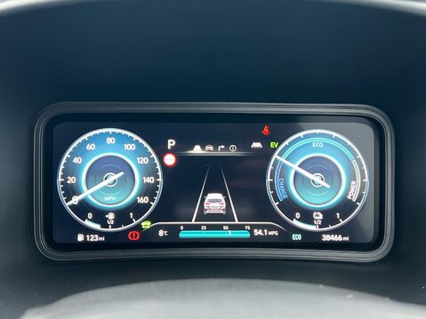 Hyundai KONA GDI PREMIUM 11