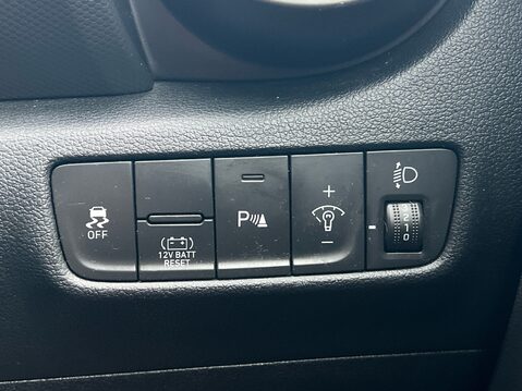 Hyundai KONA GDI PREMIUM 25