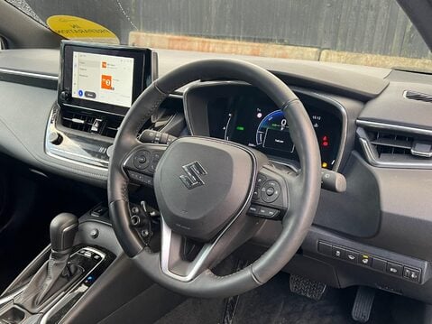 Suzuki Swace MOTION 3