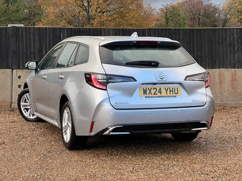 Suzuki Swace MOTION 2