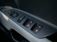 Kia Stonic SHADOW 28