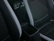 Kia Stonic SHADOW 21