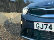 Kia Stonic SHADOW 31