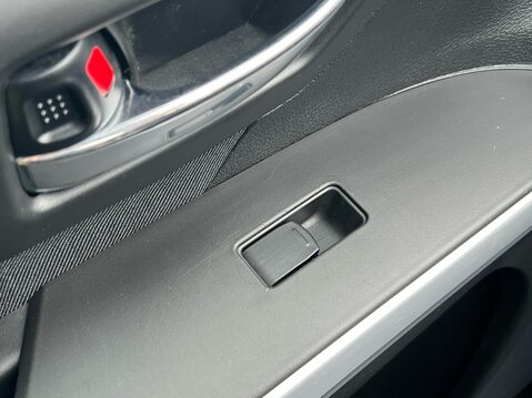 Suzuki SX4 S-Cross SZ-T BOOSTERJET MHEV 29