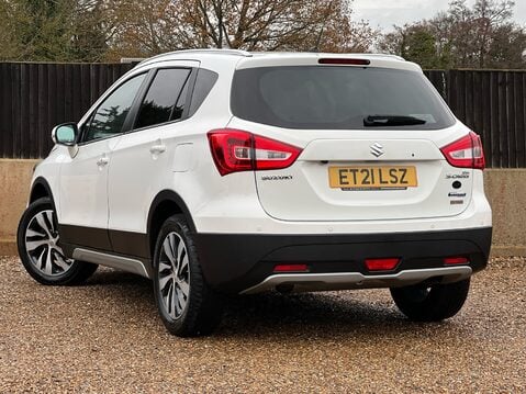 Suzuki SX4 S-Cross SZ-T BOOSTERJET MHEV 2