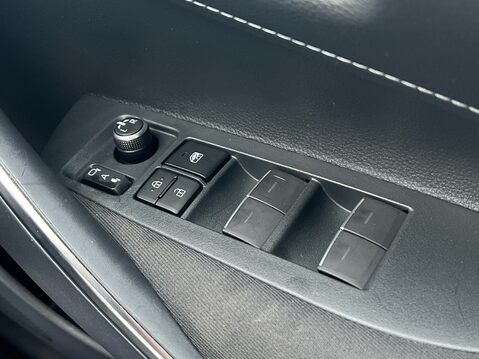 Suzuki Swace SZ-T 25