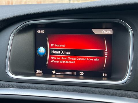 Volvo V40 T3 R-DESIGN EDITION 21