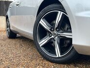 Volvo V40 T3 R-DESIGN EDITION 13