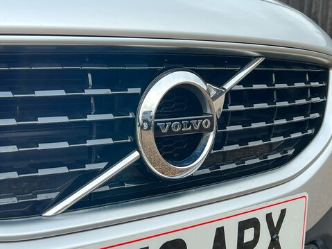 Volvo V40 T3 R-DESIGN EDITION 18