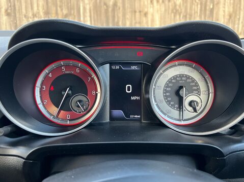 Suzuki Swift SPORT BOOSTERJET MHEV 11