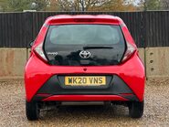 Toyota Aygo VVT-I X 8