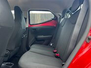 Toyota Aygo VVT-I X 9