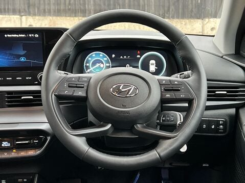 Hyundai BAYON T-GDI PREMIUM DCT MHEV 34